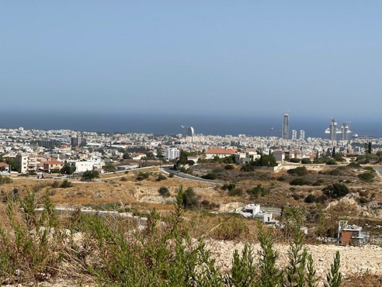 Land in Kato Polemidia, Limassol, Cyprus 5 - 13202402