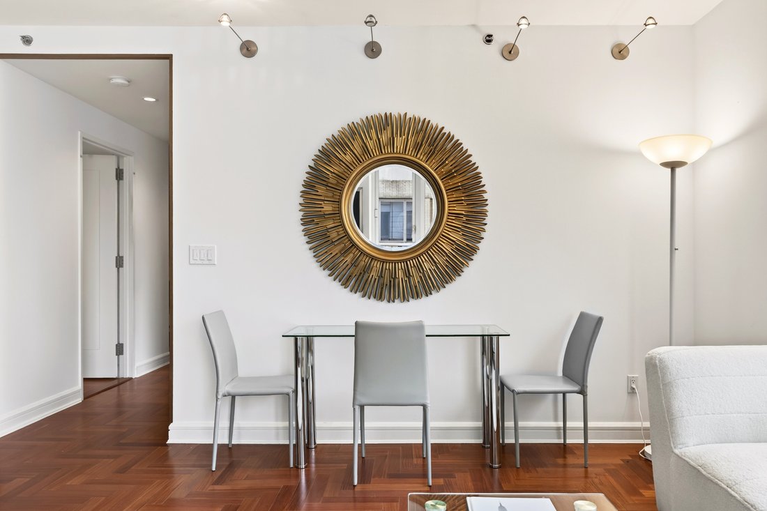 Condo in New York, New York, United States 2 - 18562962