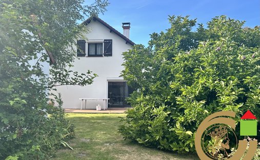 House in Merlimont, Hauts-de-France, France 1