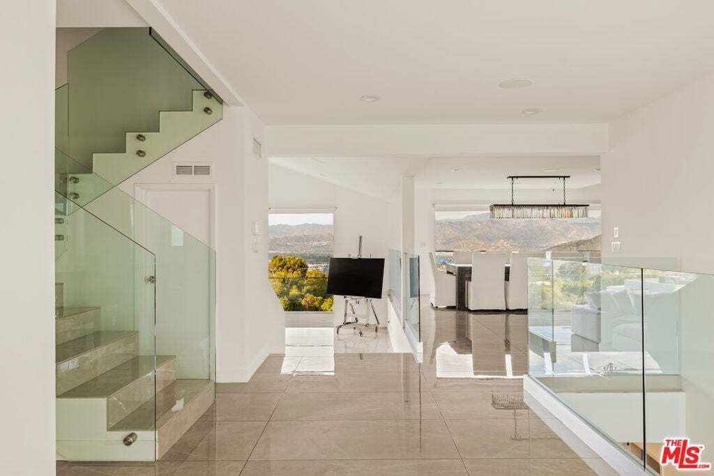 House in Los Angeles, California, United States 3 - 18561204