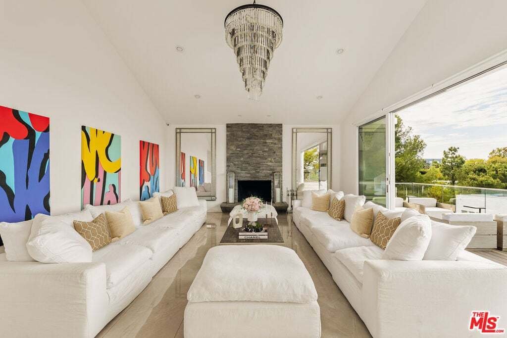 House in Los Angeles, California, United States 5 - 18561204
