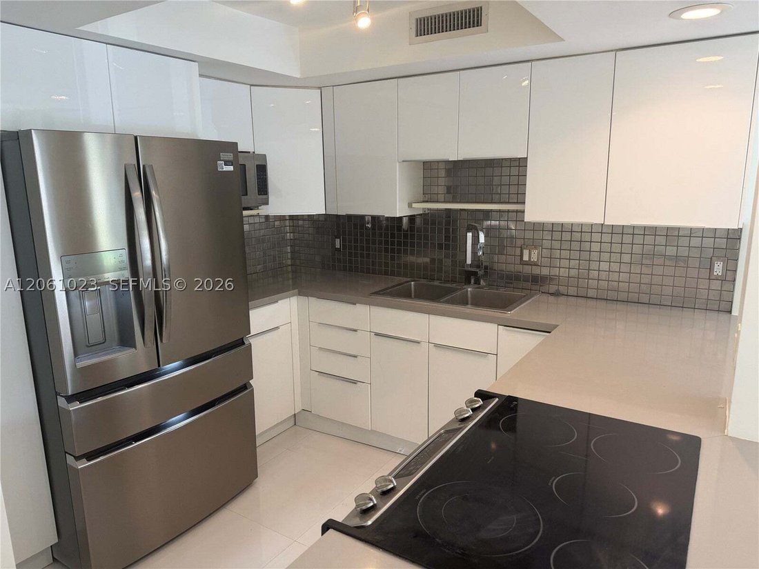 Condo in Miami Beach, Florida, United States 4 - 18562066