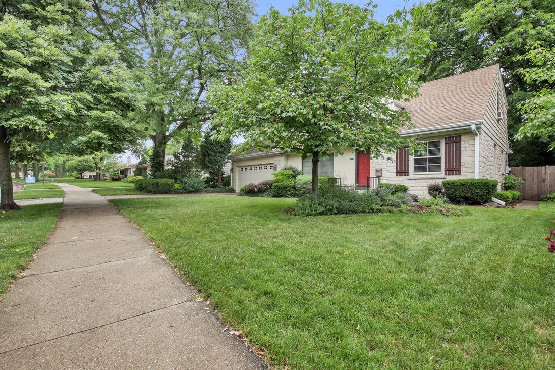 House in Wauwatosa, Wisconsin, United States 3 - 18558218