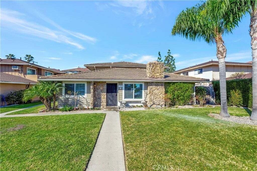 Westminster, California, United States 1 - 18562472