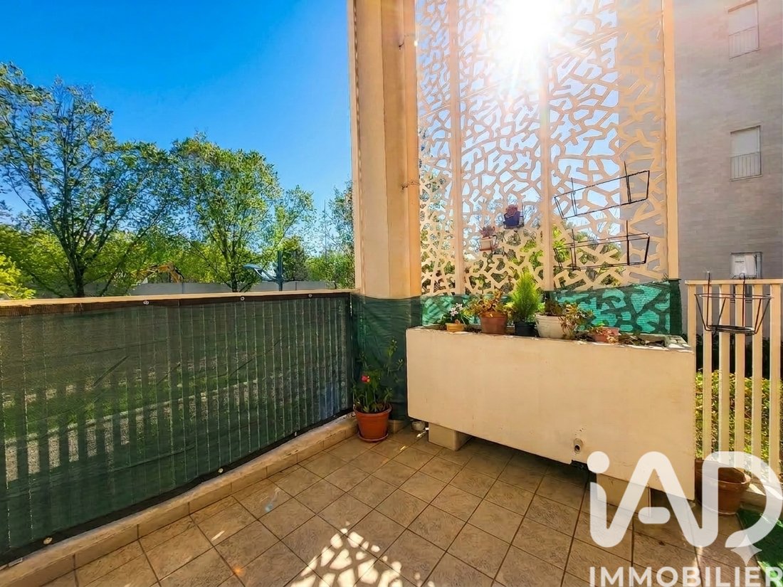 Apartment in Gennevilliers, Ile-de-France, France 1 - 17462370