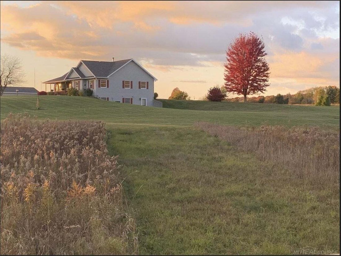 House in Grant, Michigan, United States 5 - 18561402