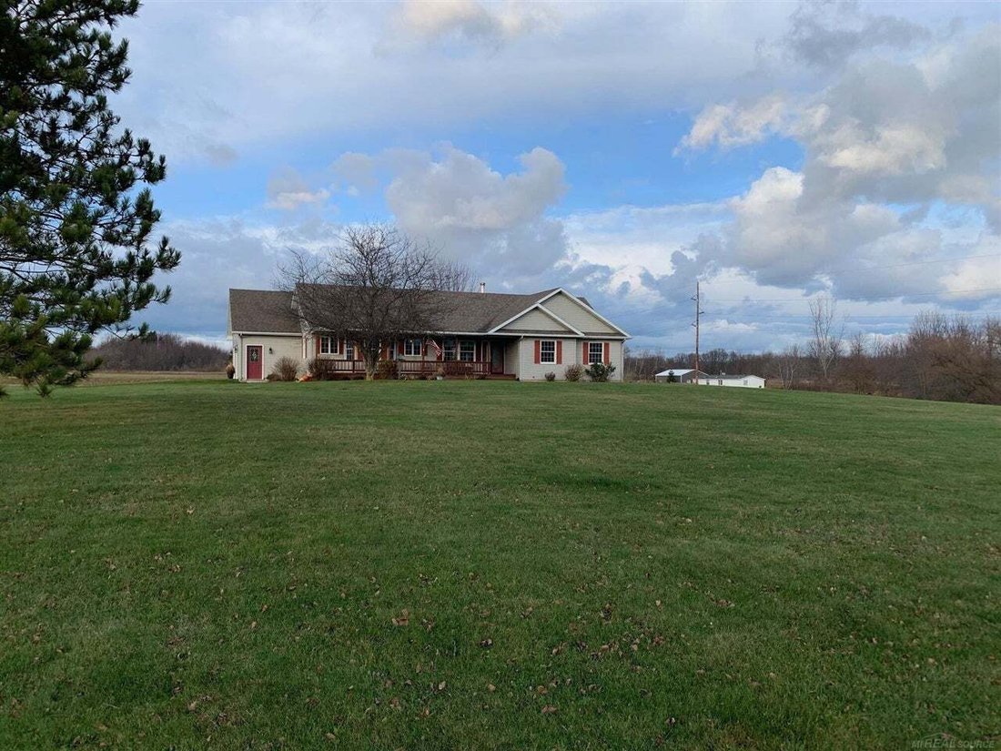 House in Grant, Michigan, United States 2 - 18561402