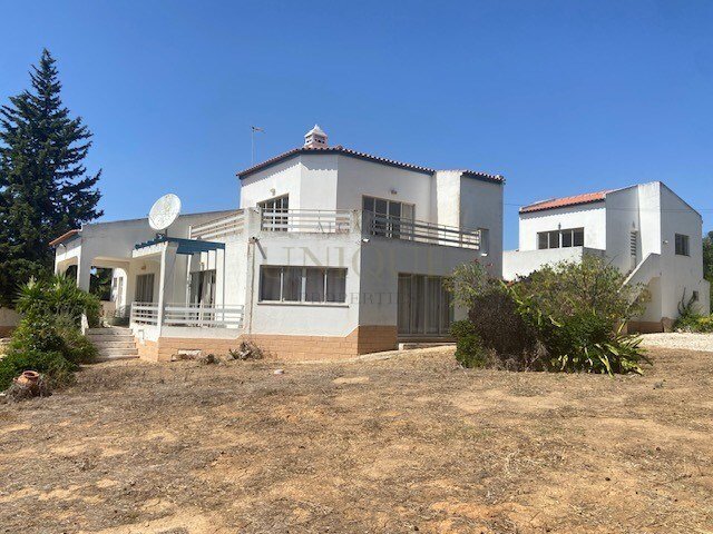 House in Faro (Se e Sao Pedro), Algarve, Portugal 1 - 18560046