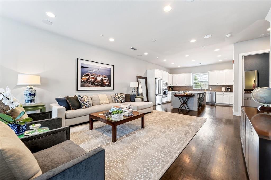 Condo in Dallas, Texas, United States 3 - 18562842