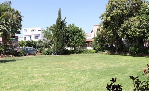 Land in Limassol, Limassol, Cyprus 1