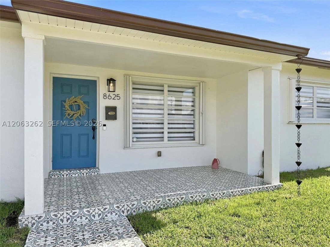 House in Miami, Florida, United States 2 - 18562021