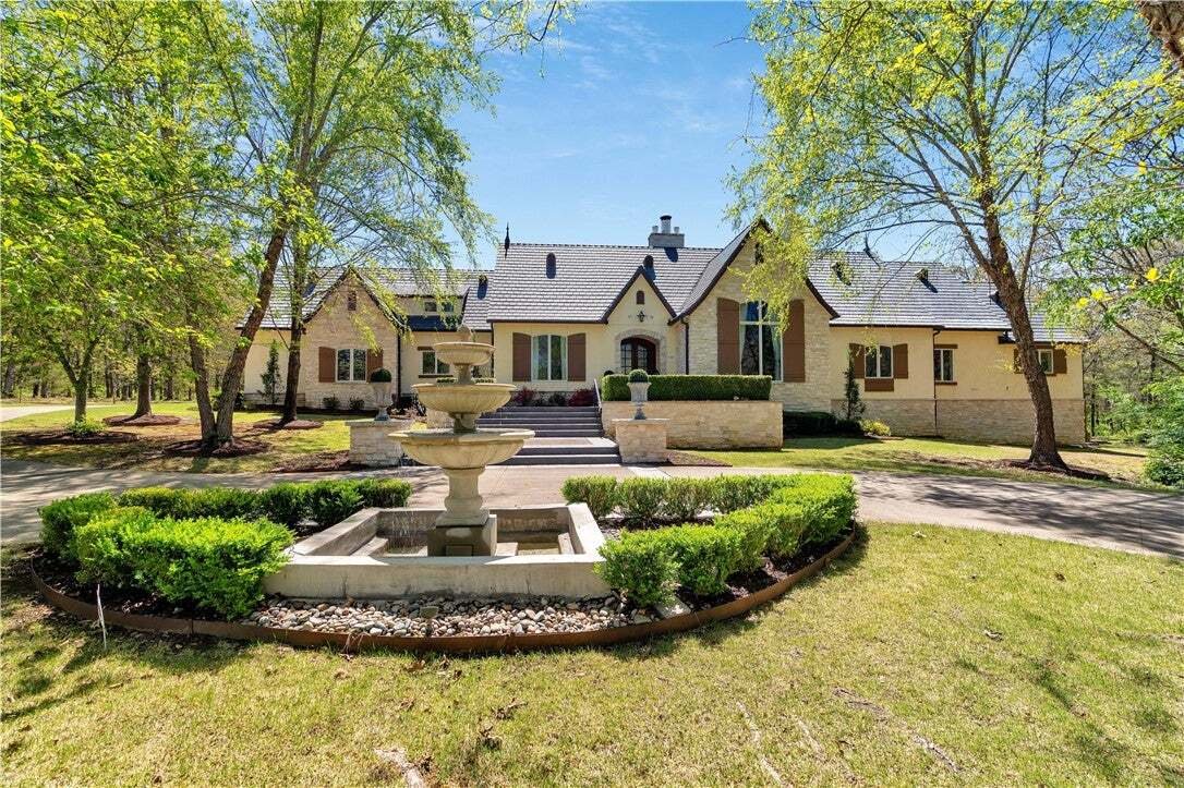 House in Fayetteville, Arkansas, United States 2 - 18179902