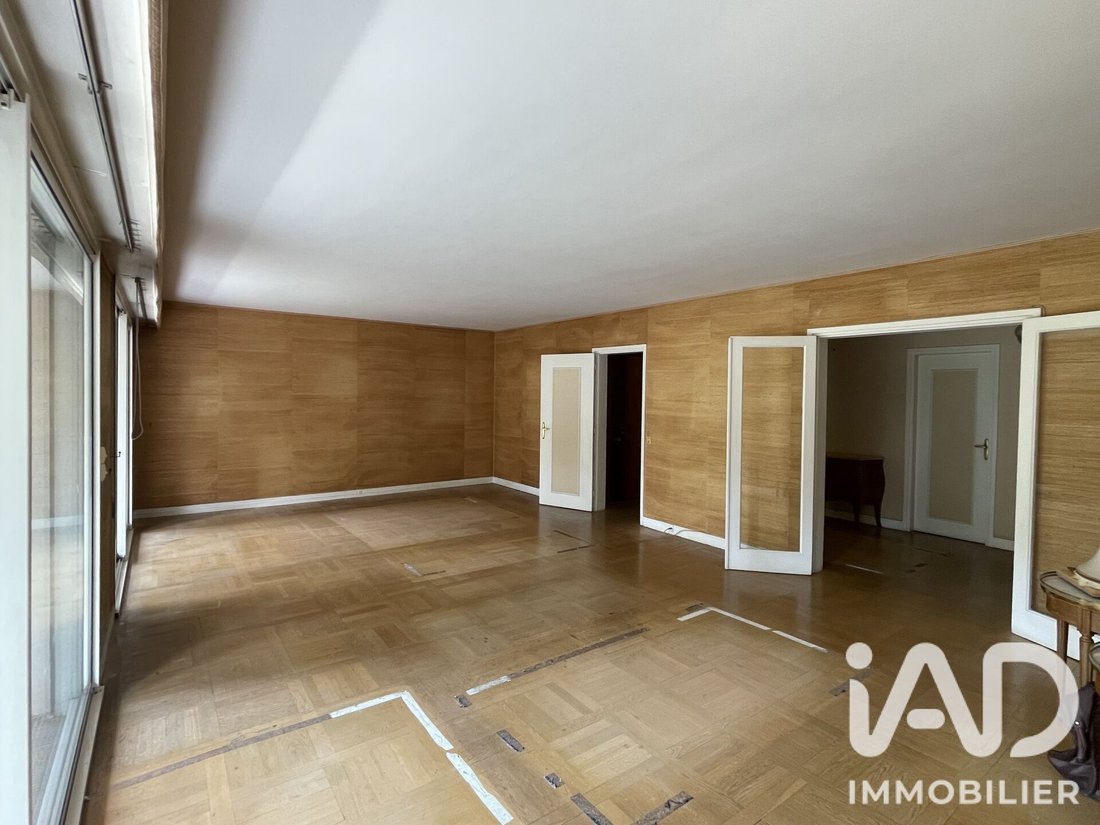 Apartment in Thierry-Saint-Cloud, Ville-d'Avray, France 5 - 18567722