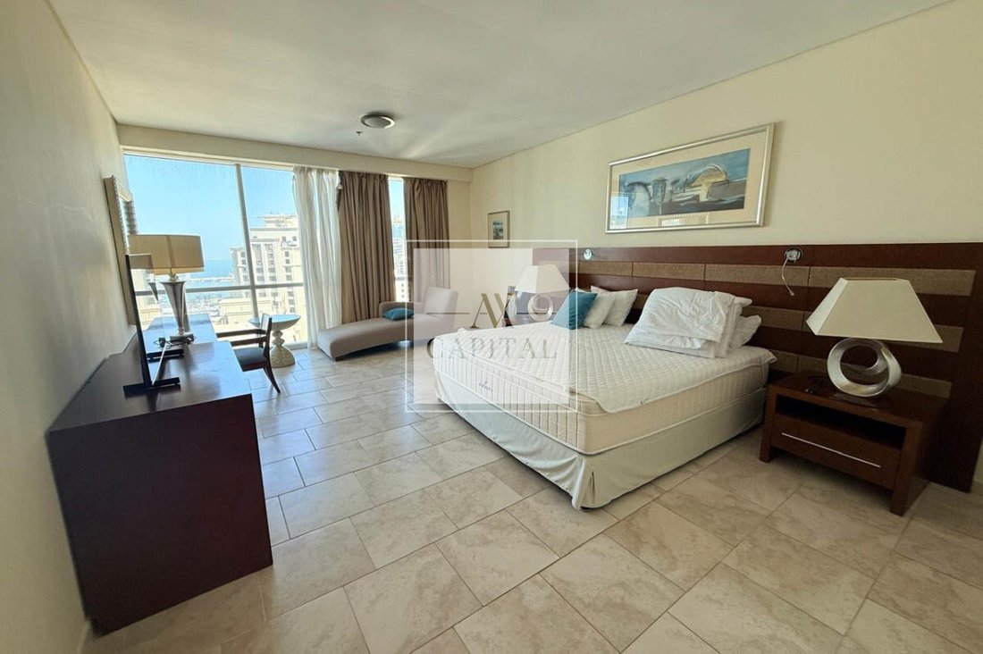 Apartment in Dubai Harbour, Dubai, United Arab Emirates 1 - 18563559