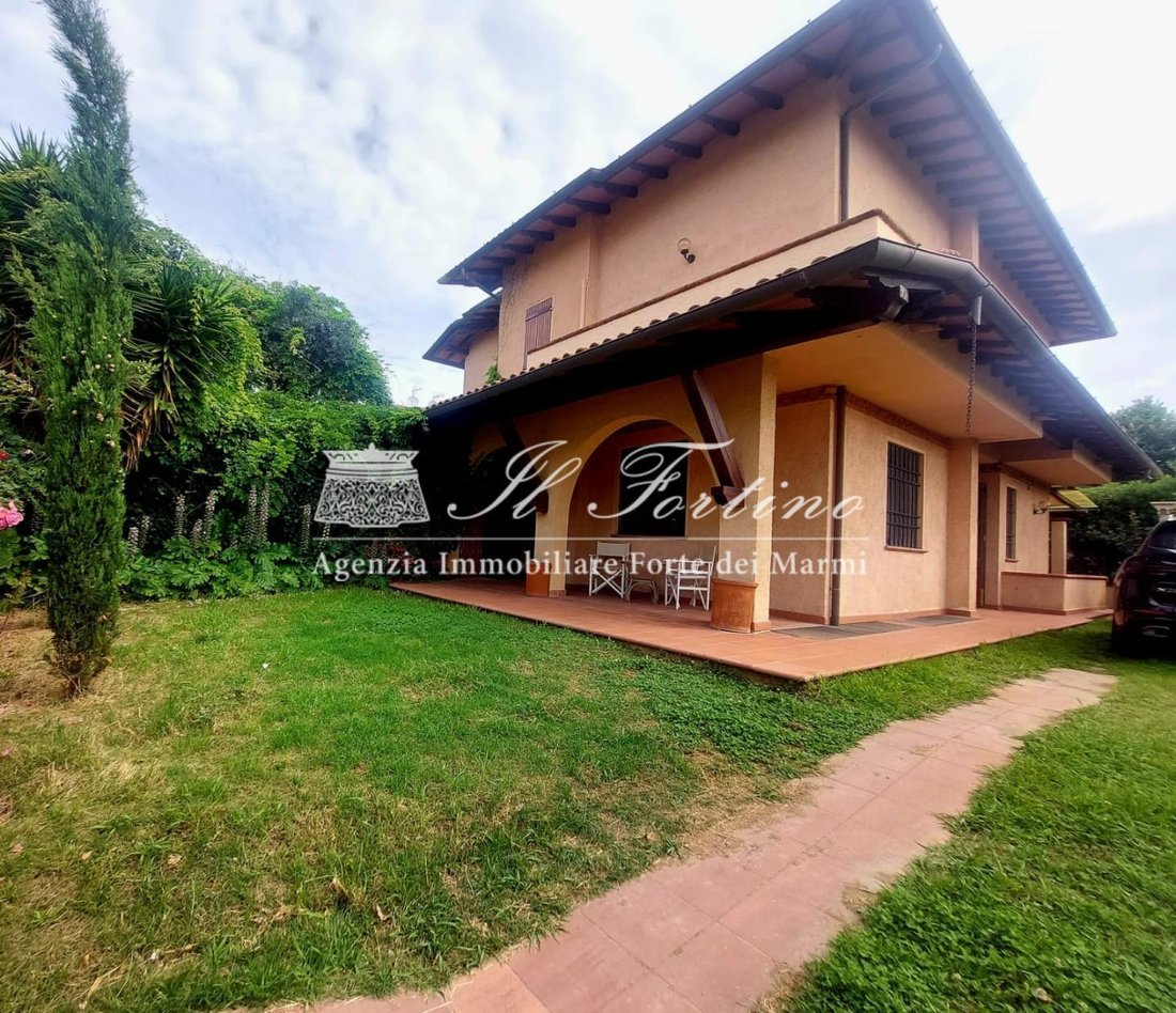 Country House in Center, Forte dei Marmi, Tuscany 3 - 17294932
