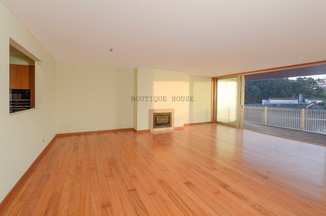 Apartment in Lordelo do Ouro e Massarelos, Porto District, Portugal 3 - 18560057