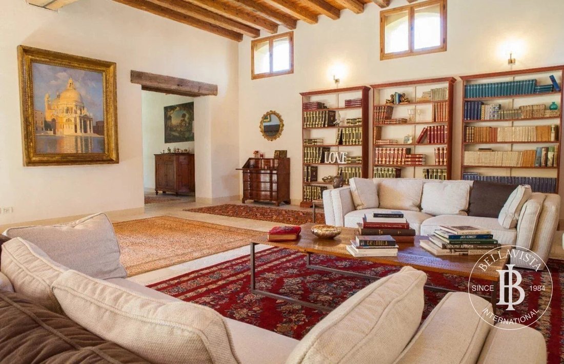 Villa in Bassano del Grappa, Venetien, Italien 4 - 18558329