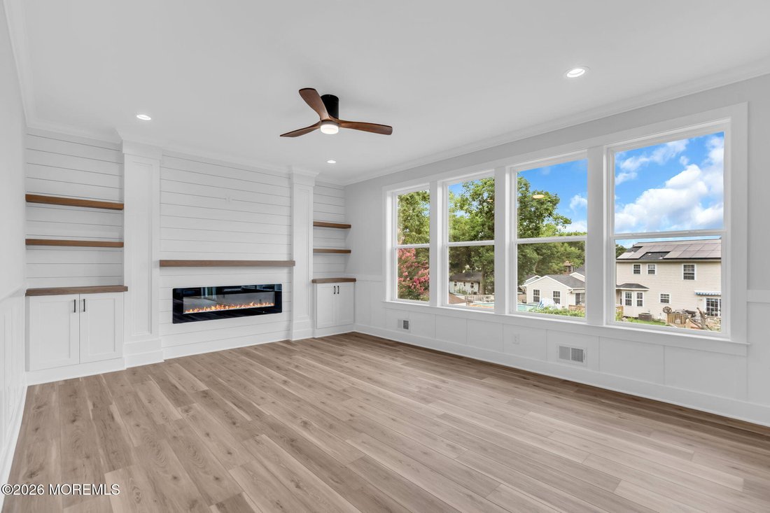 House in Stafford Township, New Jersey, United States 4 - 18564904