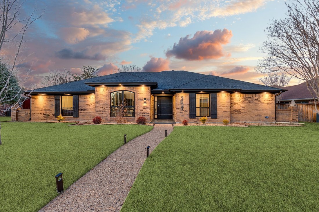 House in Plano, Texas, United States 1 - 18558912