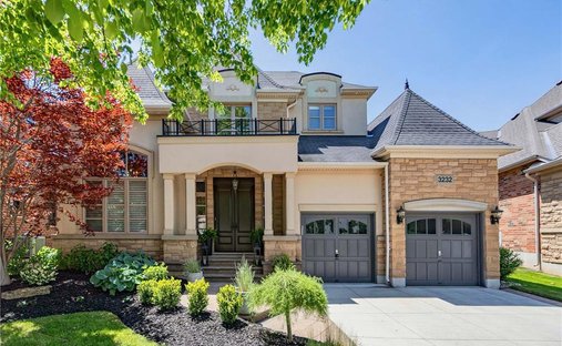 Casa a Oakville, Ontario, Canada 1