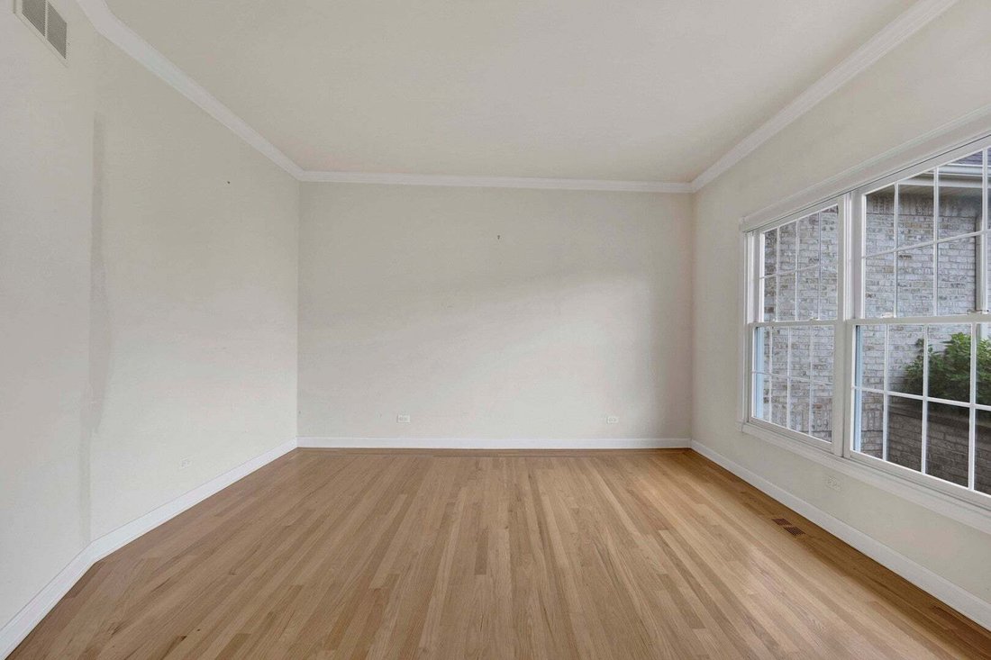 Townhouse in Westchester, Illinois, United States 3 - 18558980