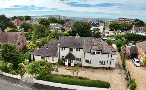 Casa a Milford-on-Sea, Inghilterra 1