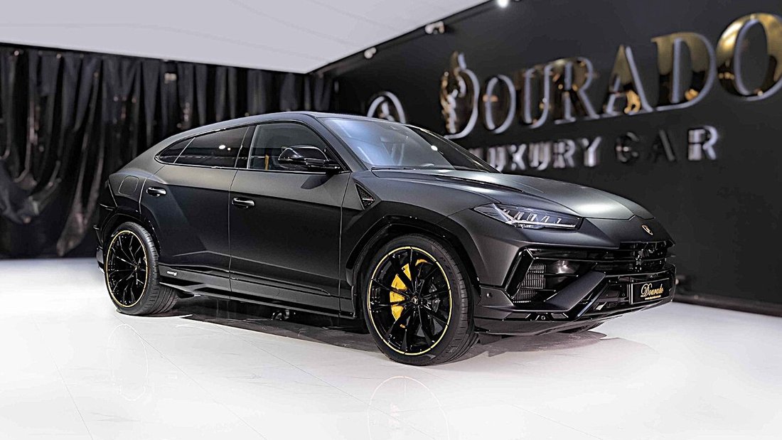 Suv in Dubai, United Arab Emirates 1 - 18564068