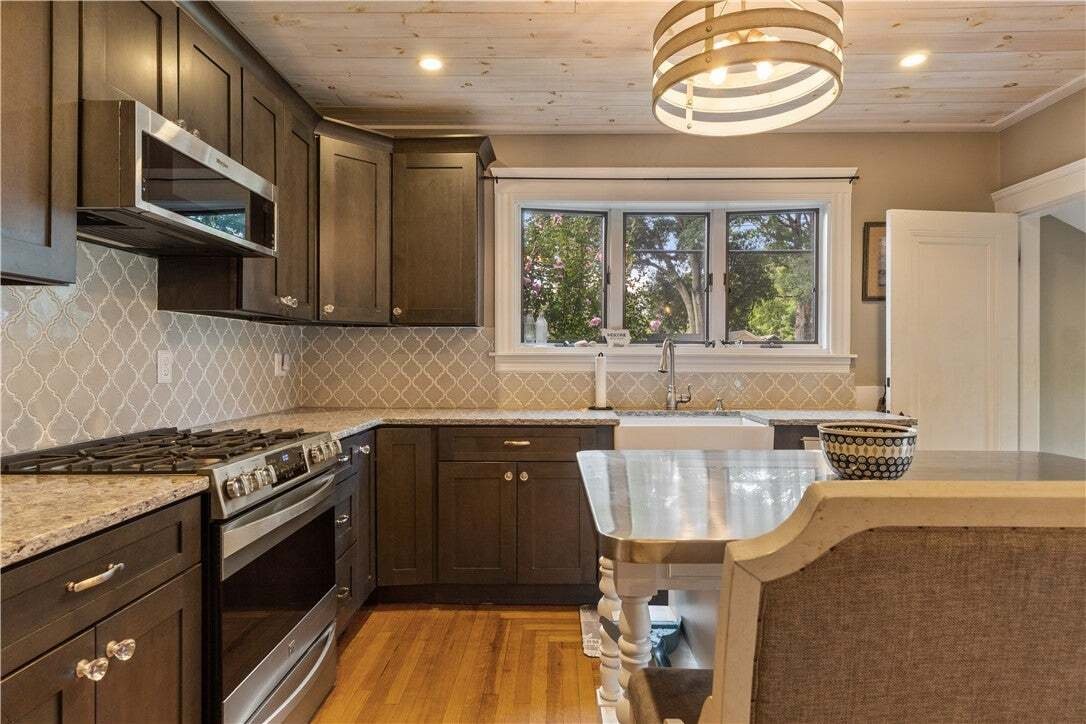 House in Pawtucket, Rhode Island, United States 5 - 18571485