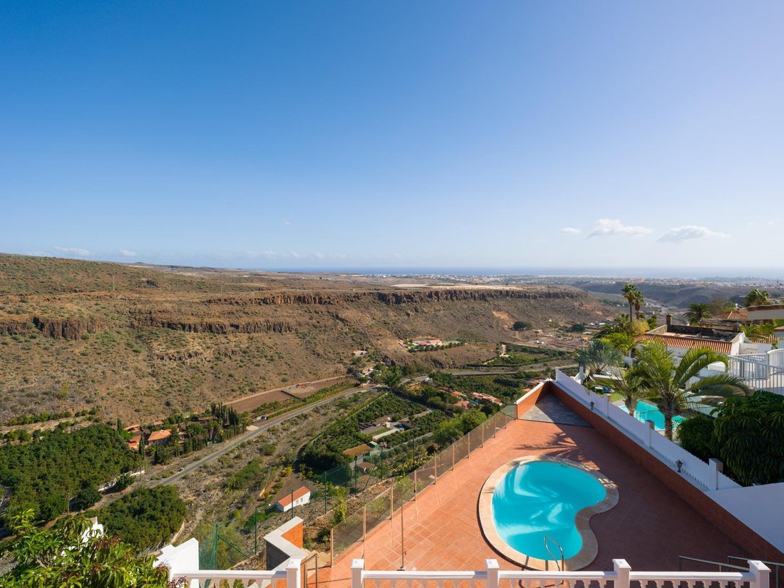 Villa in San Bartolome de Tirajana, Canary Islands, Spain 2 - 16749560