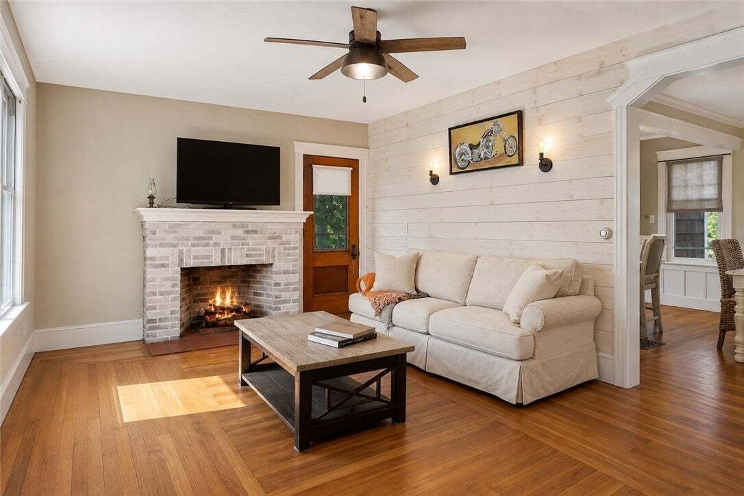 House in Pawtucket, Rhode Island, United States 2 - 18571485