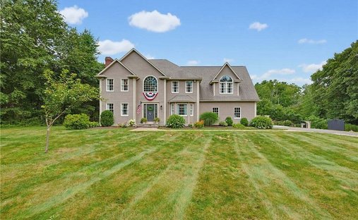 House in Burrillville, Rhode Island, United States 1