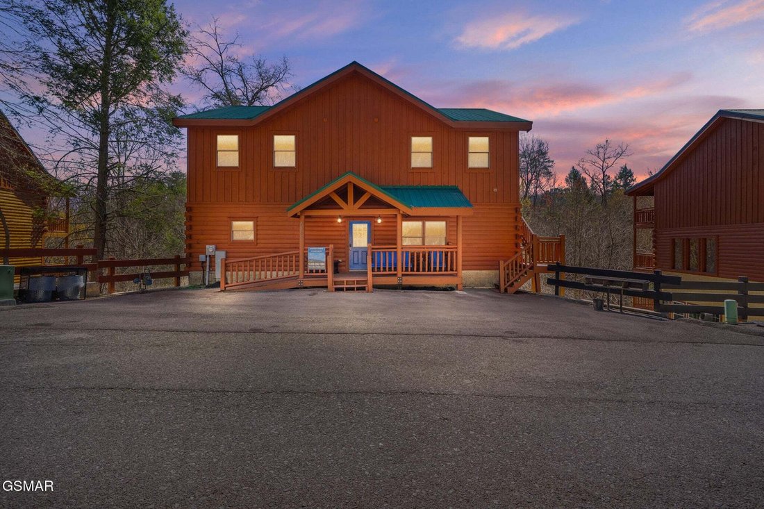 House in Pigeon Forge, Tennessee, United States 1 - 18573549