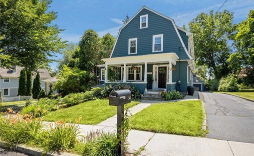 House in East Greenwich, Rhode Island, United States 1