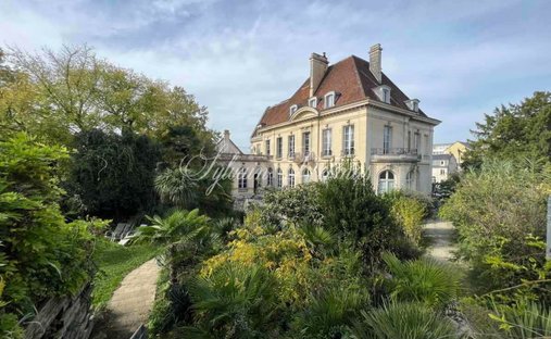 House in Poitiers, Nouvelle-Aquitaine, France 1