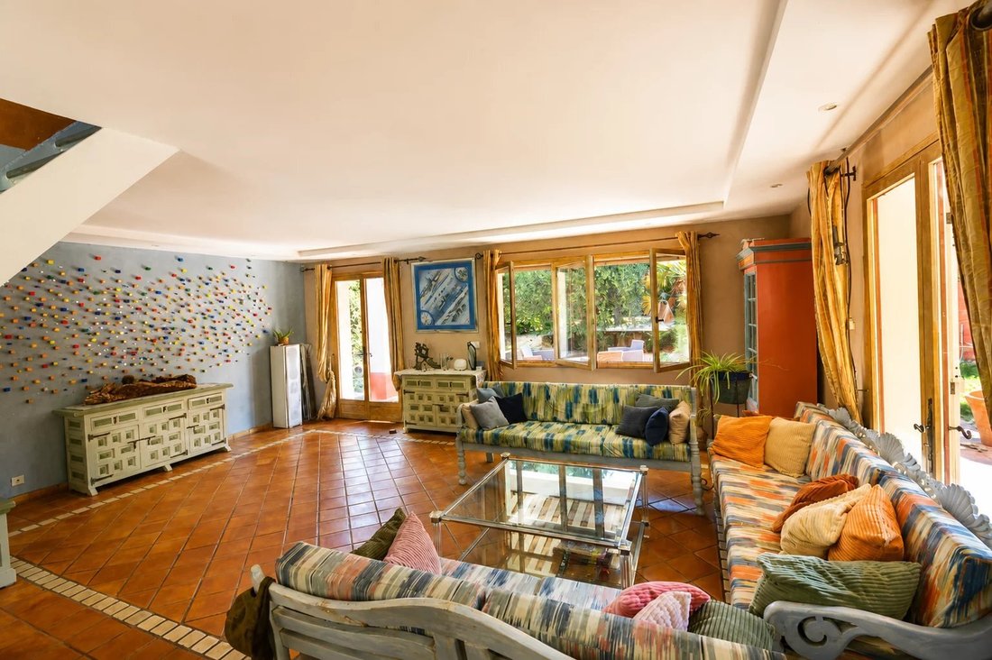 Villa in Mougins, Provence-Alpes-Côte d'Azur, France 5 - 18571718