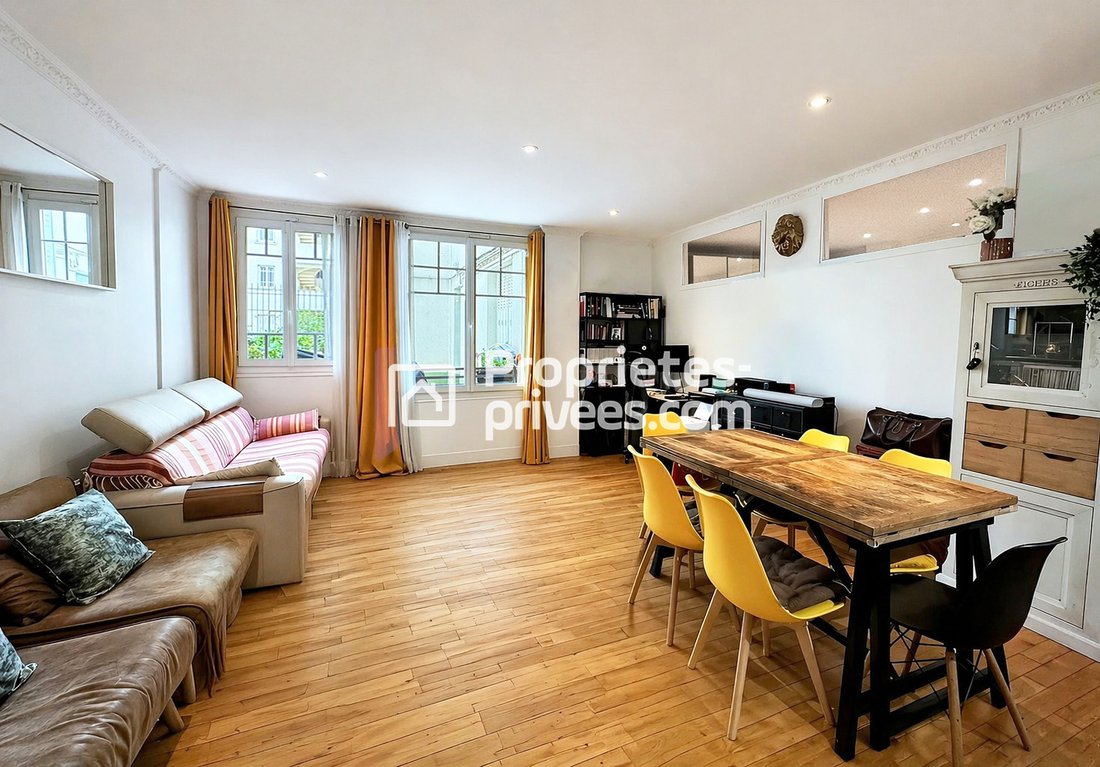 Apartment in Saint Lambert, Paris 15e Arrondissement, Paris 4 - 18572488