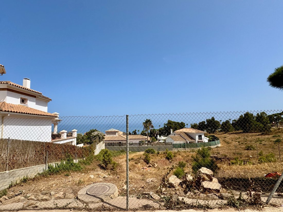 Land in Manilva, Andalusia, Spain 4 - 18428144