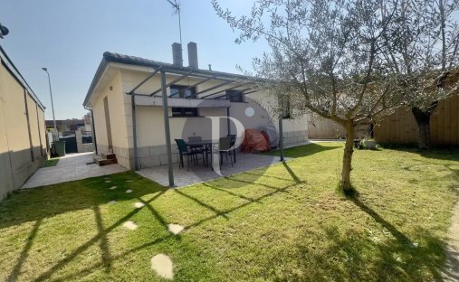 House in Centre, L'Haÿ-les-Roses, France 1