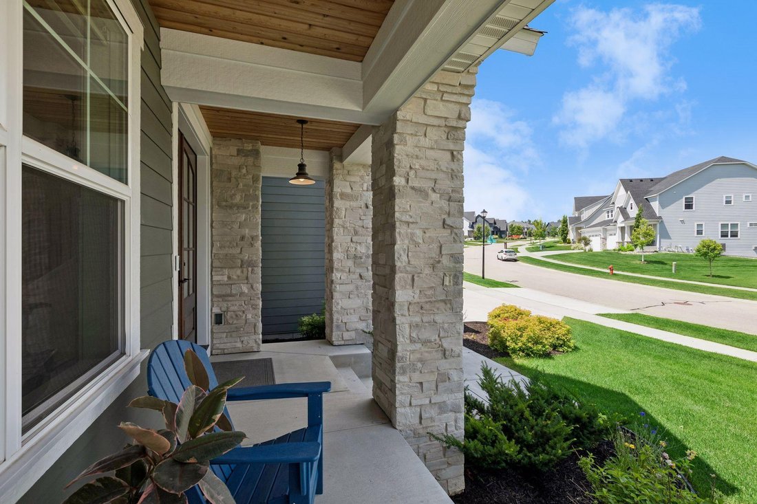 House in Maple Grove, Minnesota, United States 4 - 18570667