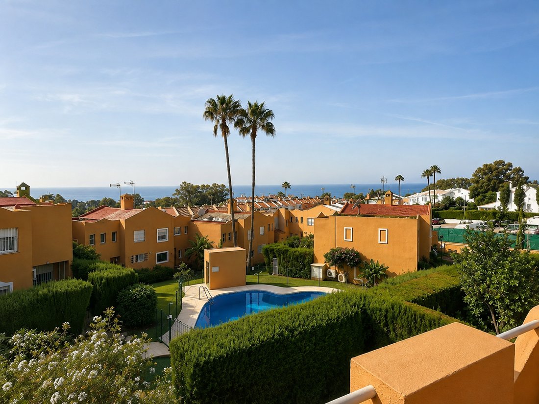 Townhouse in Estepona, Andalusia, Spain 1 - 18565457