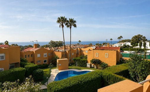 Stadthaus in Estepona, Andalusien, Spanien 1