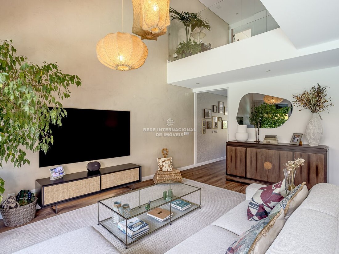 Casa en Carcavelos y Parede, Distrito de Lisboa, Portugal 3 - 18126459
