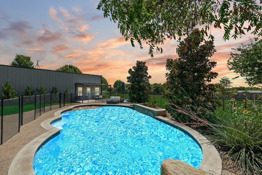 House in Waxahachie, Texas, United States 2 - 18569269