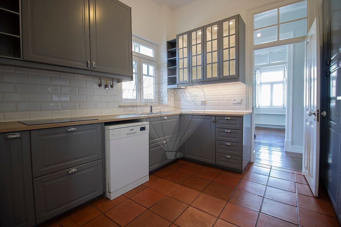 Apartment in Estoril, Cascais e Estoril, Lisbon 2 - 18567278