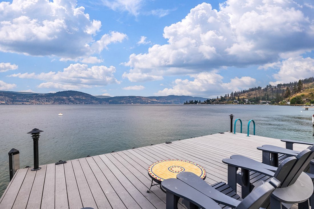 House in Kelowna, British Columbia, Canada 3 - 18570289