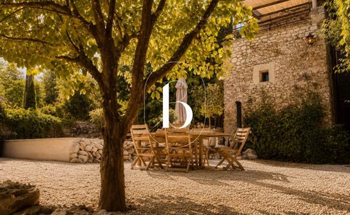 Villa à Barjac, Occitanie, France 1