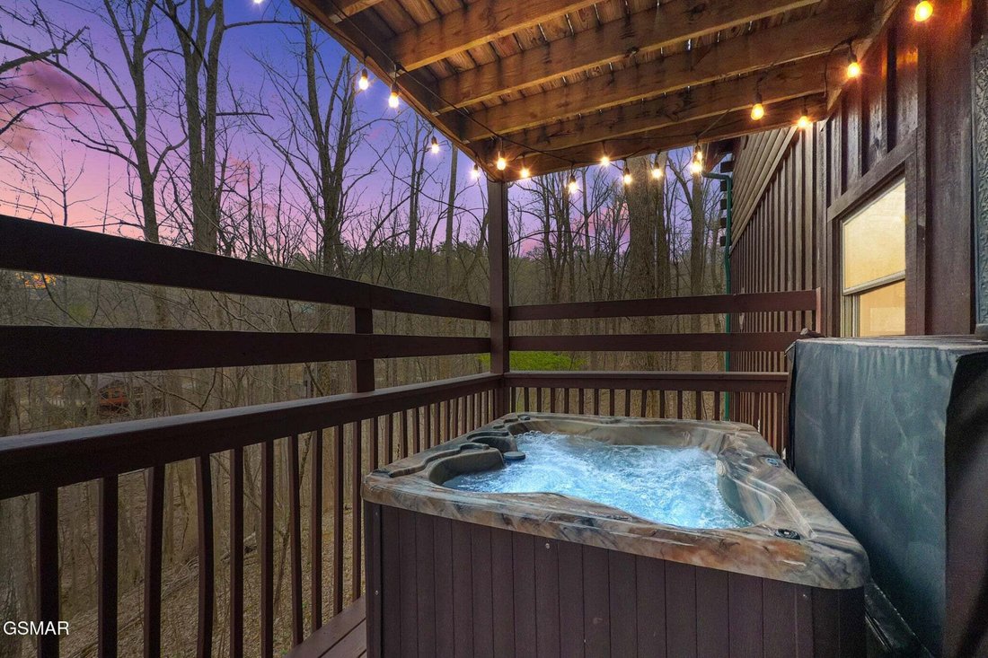 House in Sevierville, Tennessee, United States 3 - 18573603