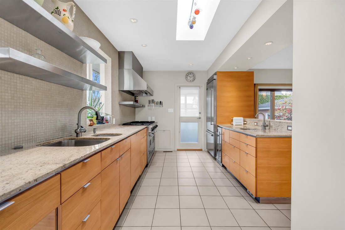 House in Vancouver, British Columbia, Canada 3 - 18570298