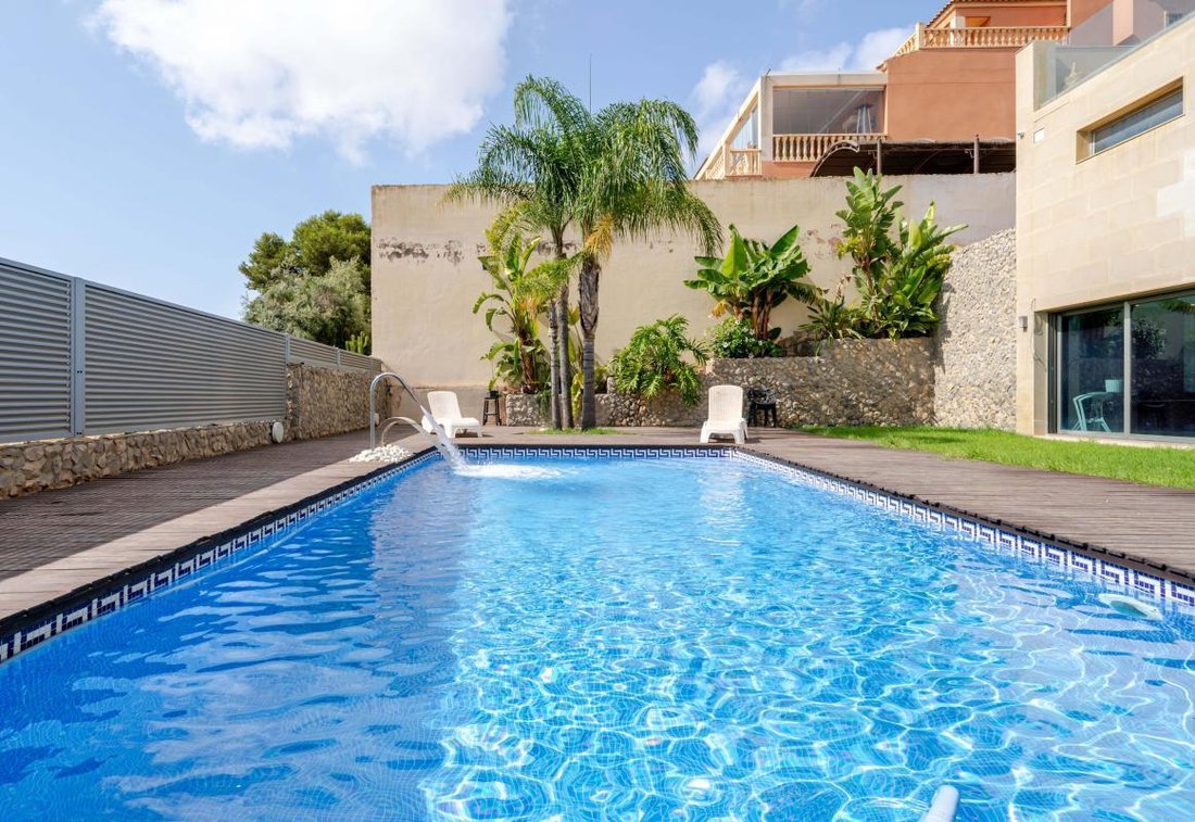 Villa in Torrevieja, Valencian Community, Spain 2 - 18570802