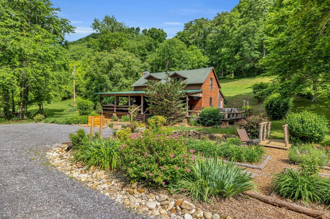 House in Gordonsville, Tennessee, United States 4 - 18568973